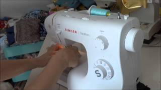 Aprender a coser a máquina Singer TRADITION [upl. by Ahsla]