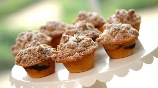 Beths Coffee Cake Muffin Recipe  ENTERTAINING WITH BETH [upl. by Sands]