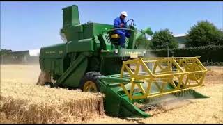 Cosechadora John Deere 330 cosecha trigo 2017 [upl. by Oys]