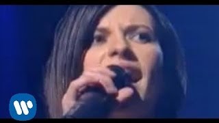 Laura Pausini  Non cè Live [upl. by Ahsael]