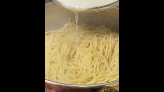 Cacio e Pepe Recipe in 60 Seconds [upl. by Mauralia69]