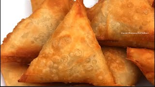 Samoussa au poulet  Chicken samosa [upl. by Ancel457]