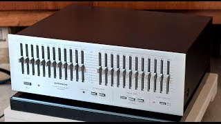 Pioneer SG9800 Stereo Graphic Equaliser Review amp Demo [upl. by Eyssej]